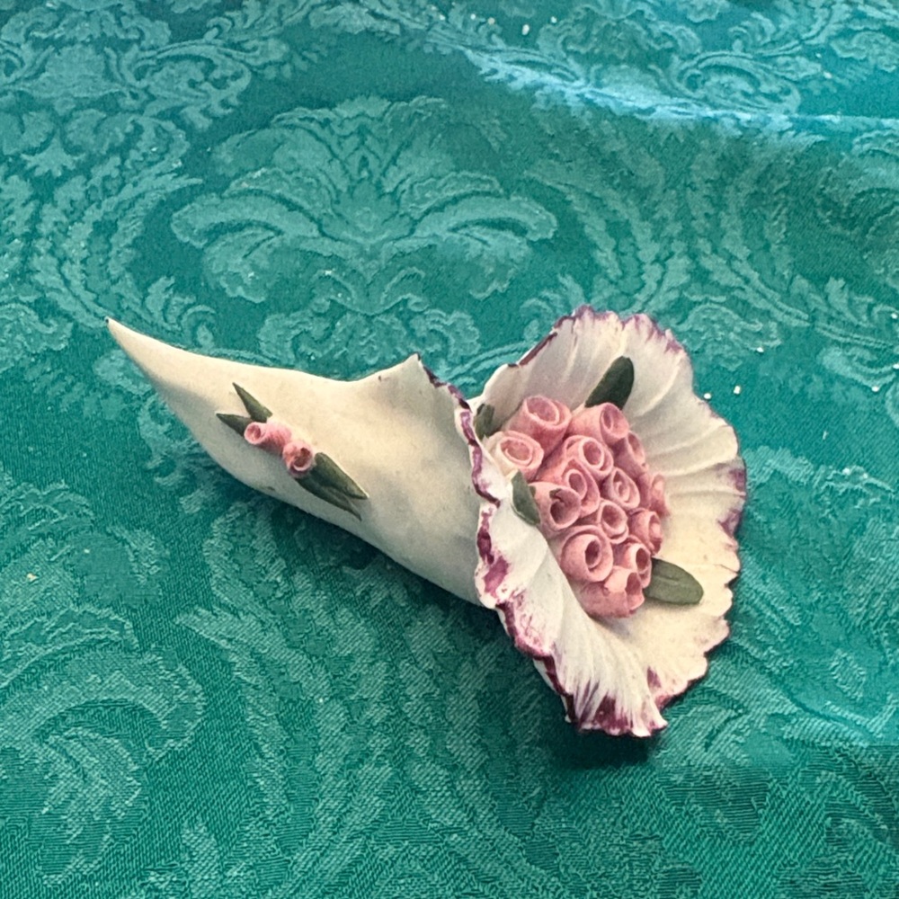 Floral Ceramic Capodimonte Cornucopia Decor